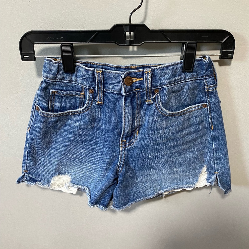 Old Navy blue jean shorts.